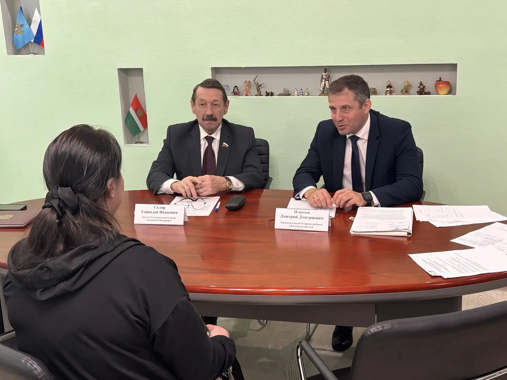 Провёл совместный приём граждан с депутатом Государственной Думы Российской Федерации С...