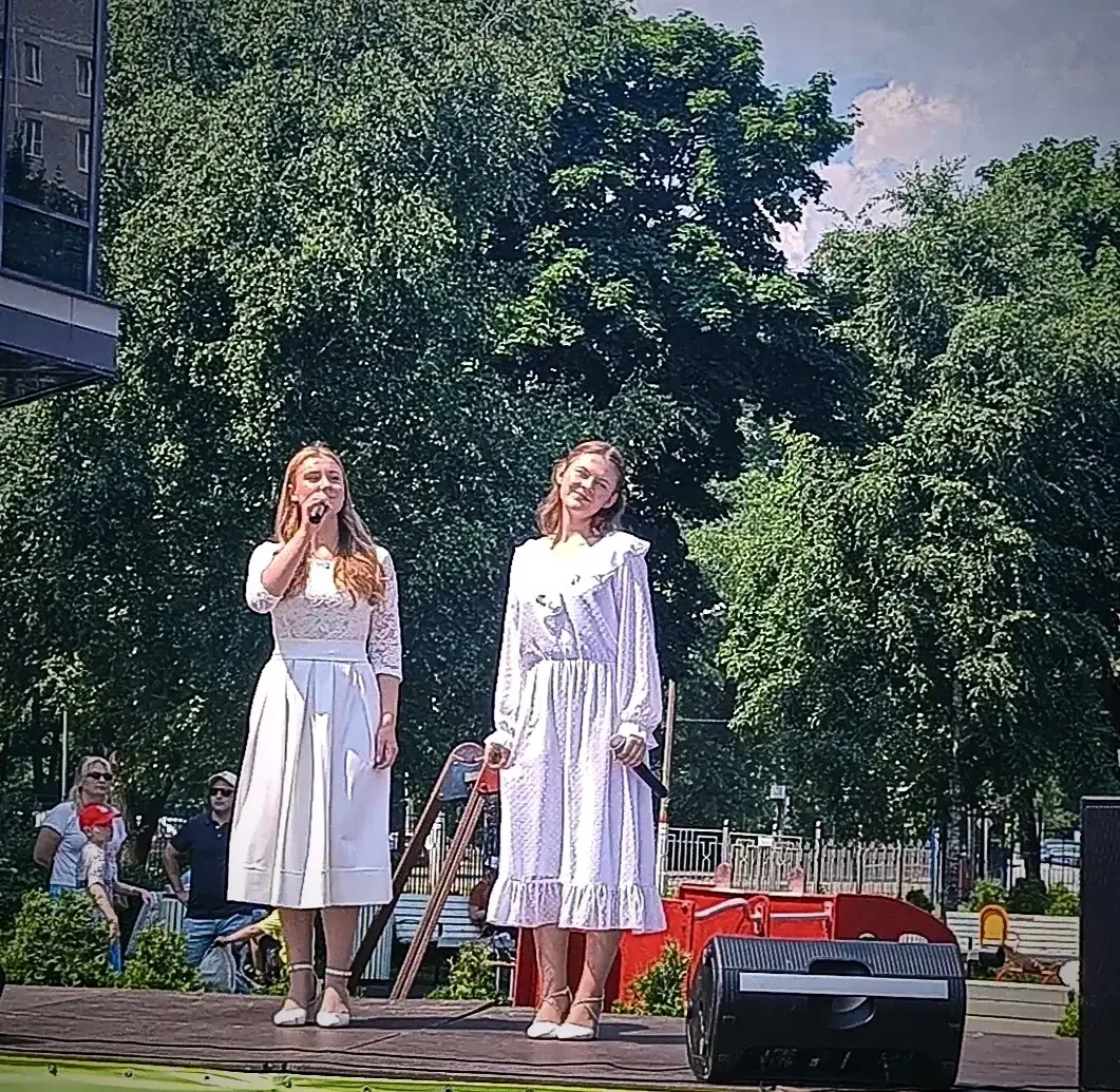 Праздничный концерт, посвященный Дню России, состоялся в Детском городке г.о. Щелково. 
С концертной
