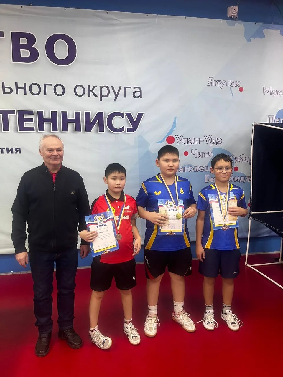 ✨ Республиканский турнир «Юные таланты»: яркие моменты состязаний по настольному теннису! ✨  13 дека