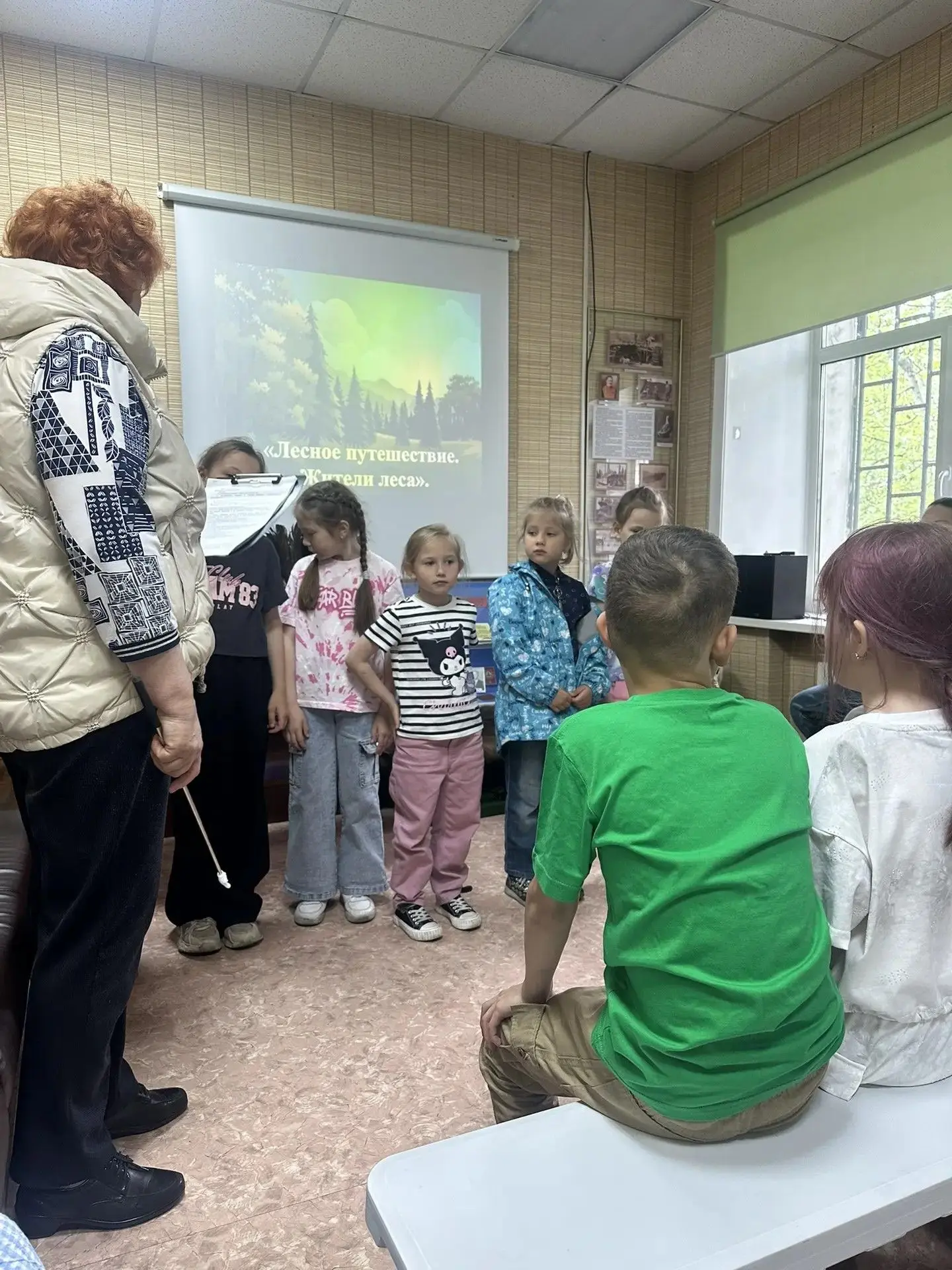 Путешествие по лесу: незабываемое приключение для ребят из лагеря "Радуга" в музее!
Лето – это время