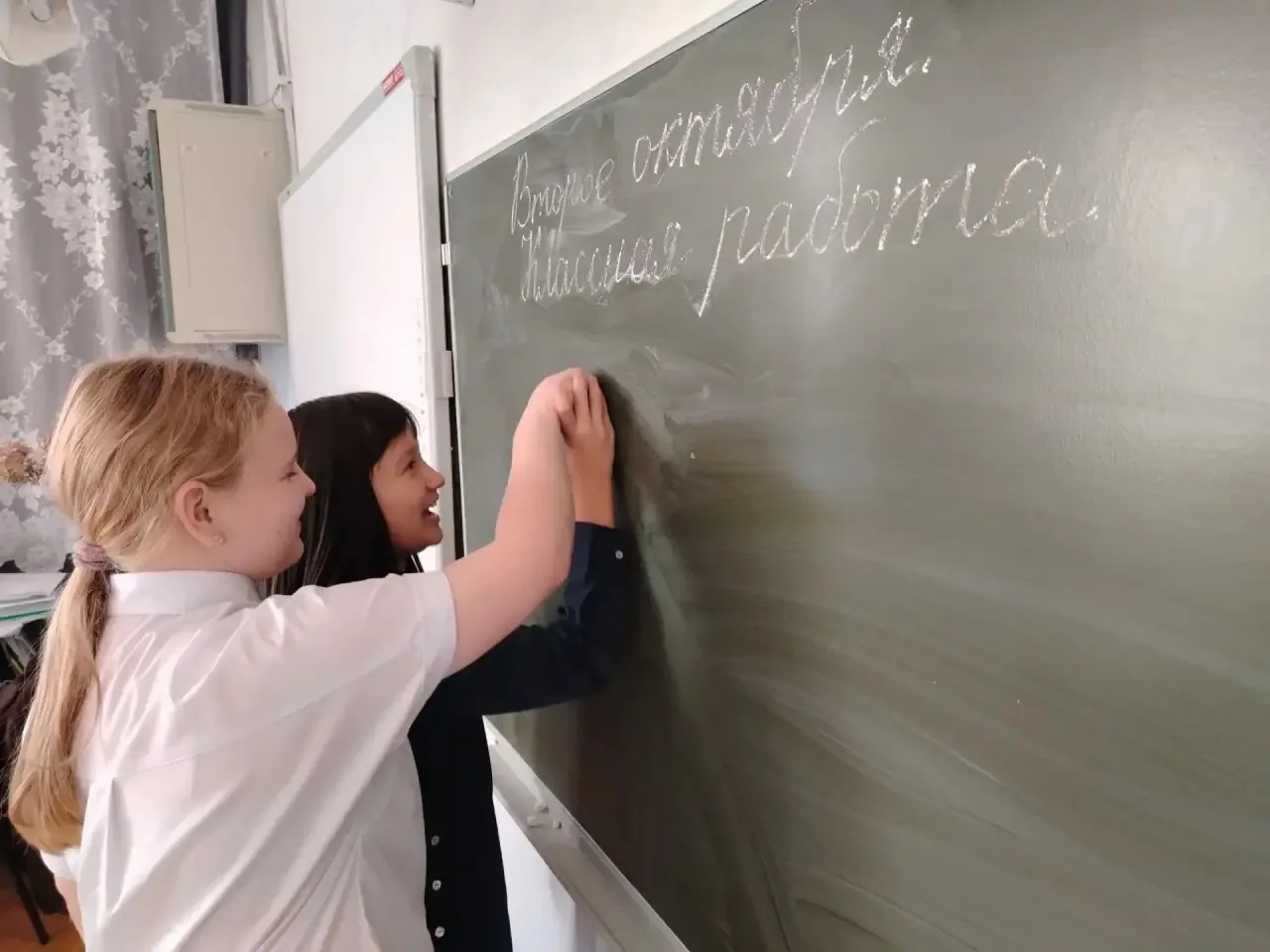 "Орлята 4 «А» учились быть лидерами — и играли в настольные игры!»