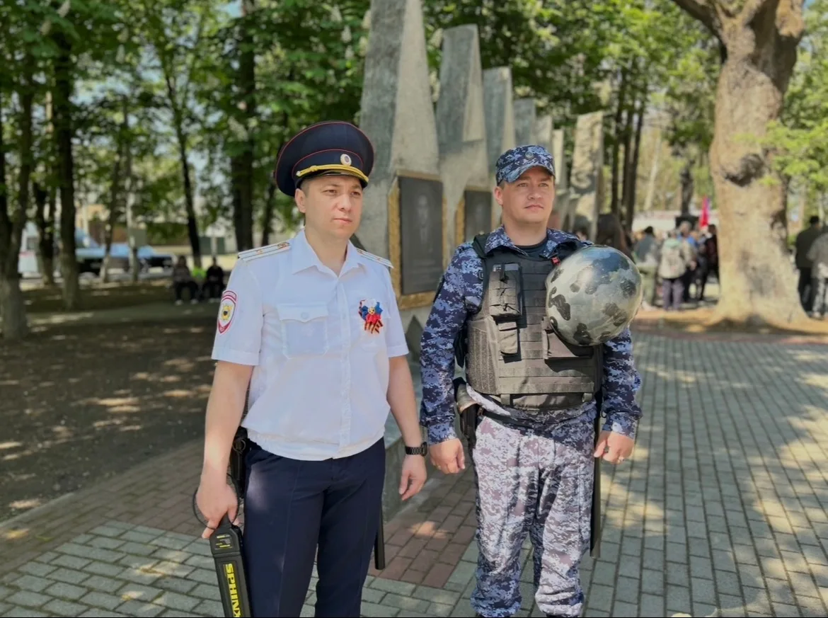 Полицейские обеспечили охрану общественного порядка во время празднования Дня Победы в Кореновском р