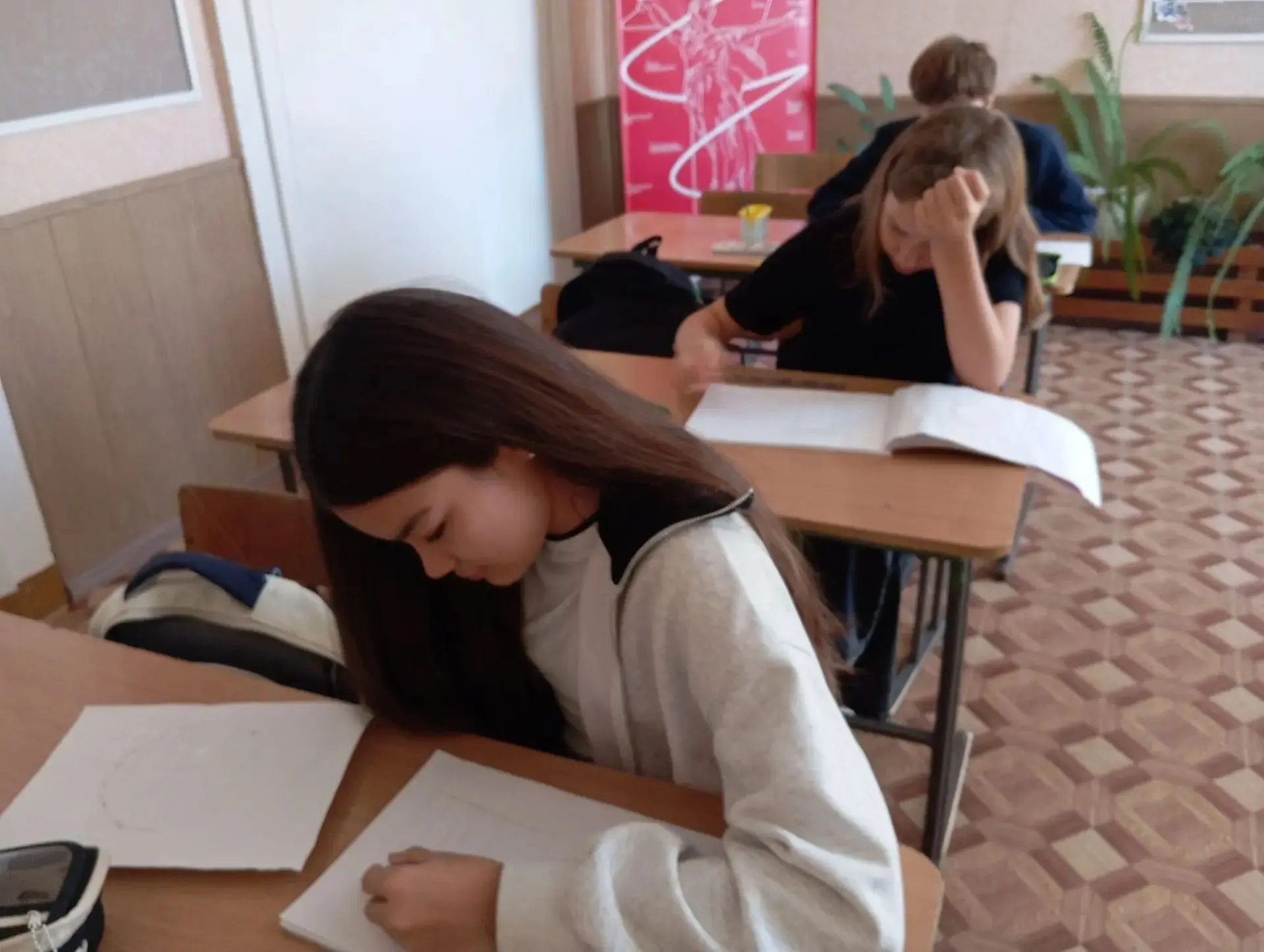 В нашей школе в рамках традиционного месячника безопасности дорожного движения, проходи...