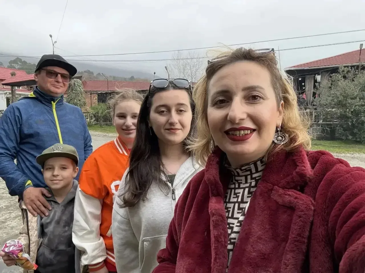 #ДеньСемьиЛюбвиИВерности
В этот прекрасный день, наши студенты делятся своими семейными историями 🌼