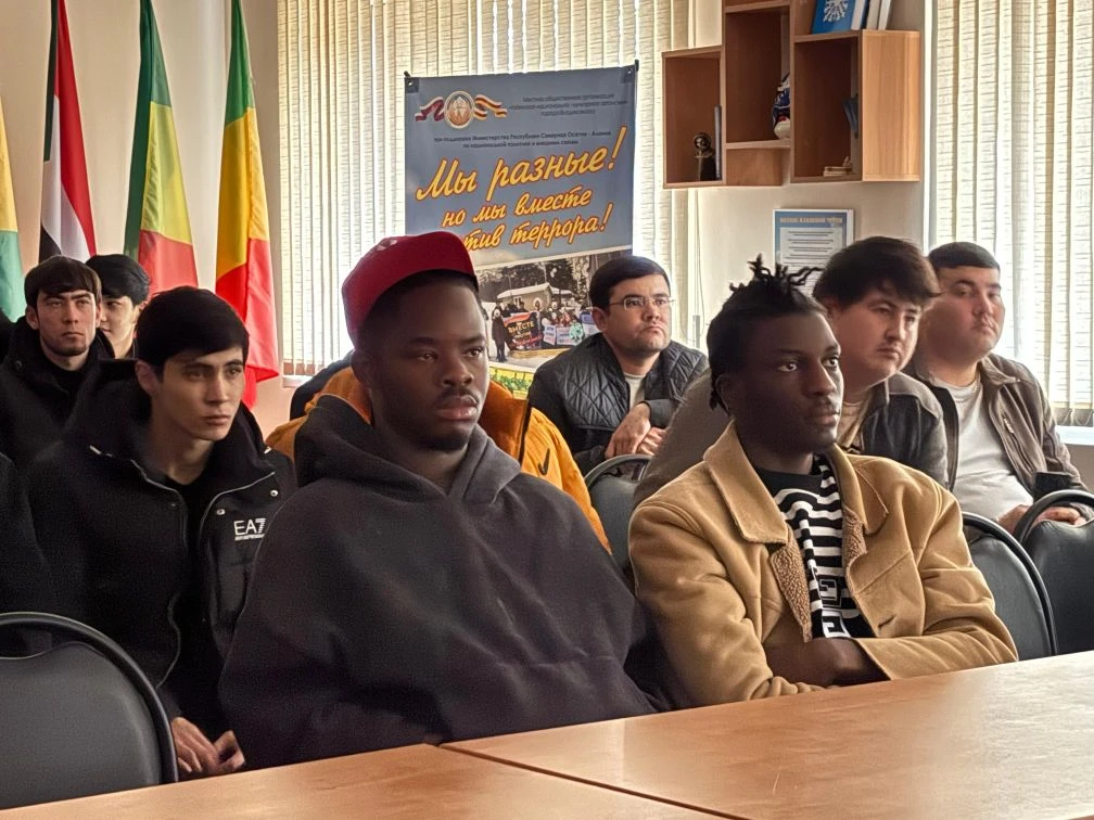 🏫 В Центре социокультурной адаптации для иностранных граждан СКГМИ состоялся «Этно-квиз»  ✅ Данное м