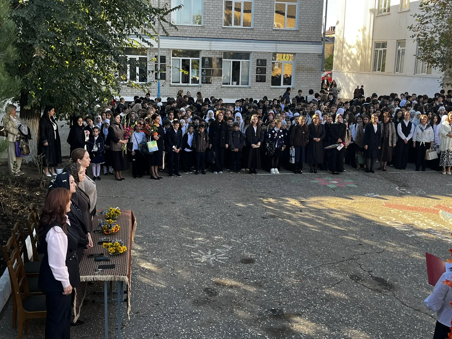 🏫 Торжественная линейка ко Дню учителя в МКОУ «СОШ 1» 🏫