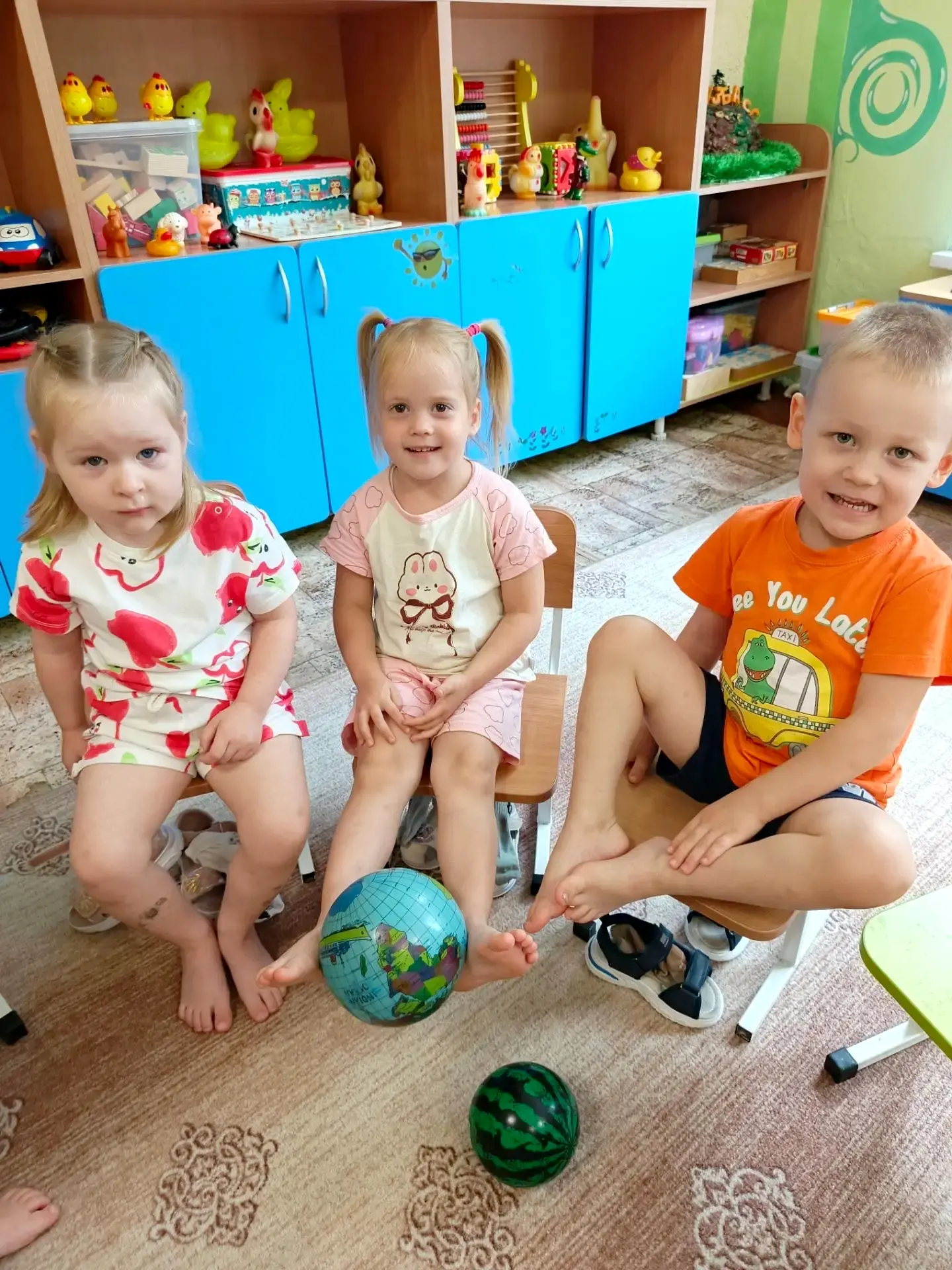 🌞 Заряд бодрости и хорошего настроения!

В нашей группе "Звездочки" было по-особенному весело, тепл