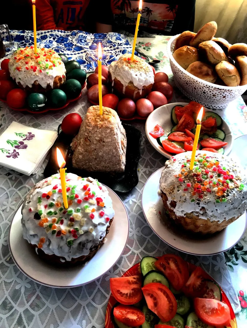 🕊️ Христос Воскресе! Доброе утро, Братья и Сестры!  Светлая седмица – сплошная. Среда Светлой седмиц