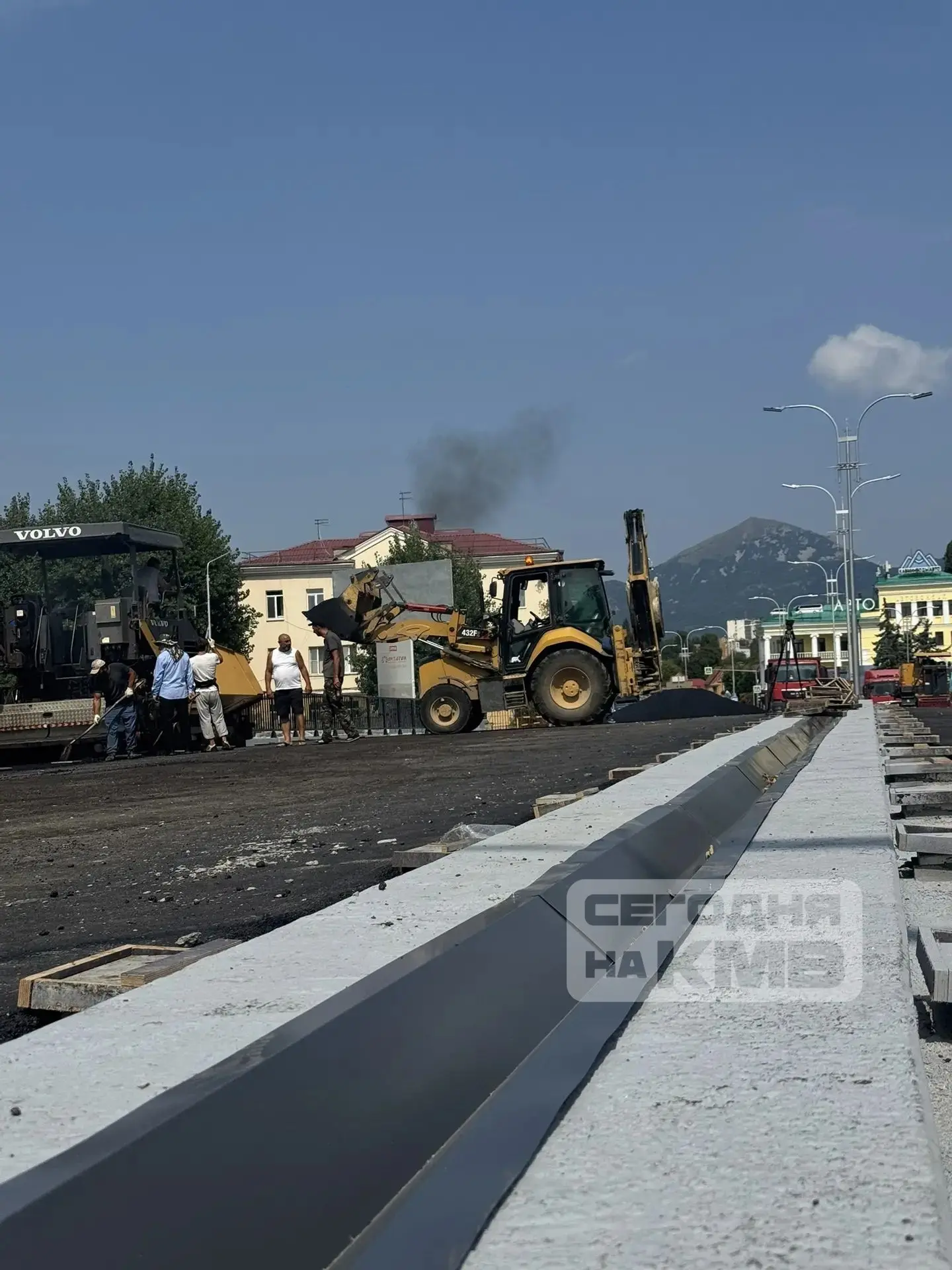 🛣 В Пятигорске на проспекте Калинина продолжается реконструкция моста