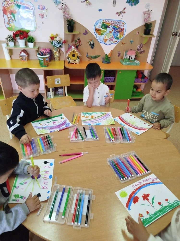 1 июня- замечательный праздник! Праздник детей, мира, красоты, радости, и лета! Детство...
