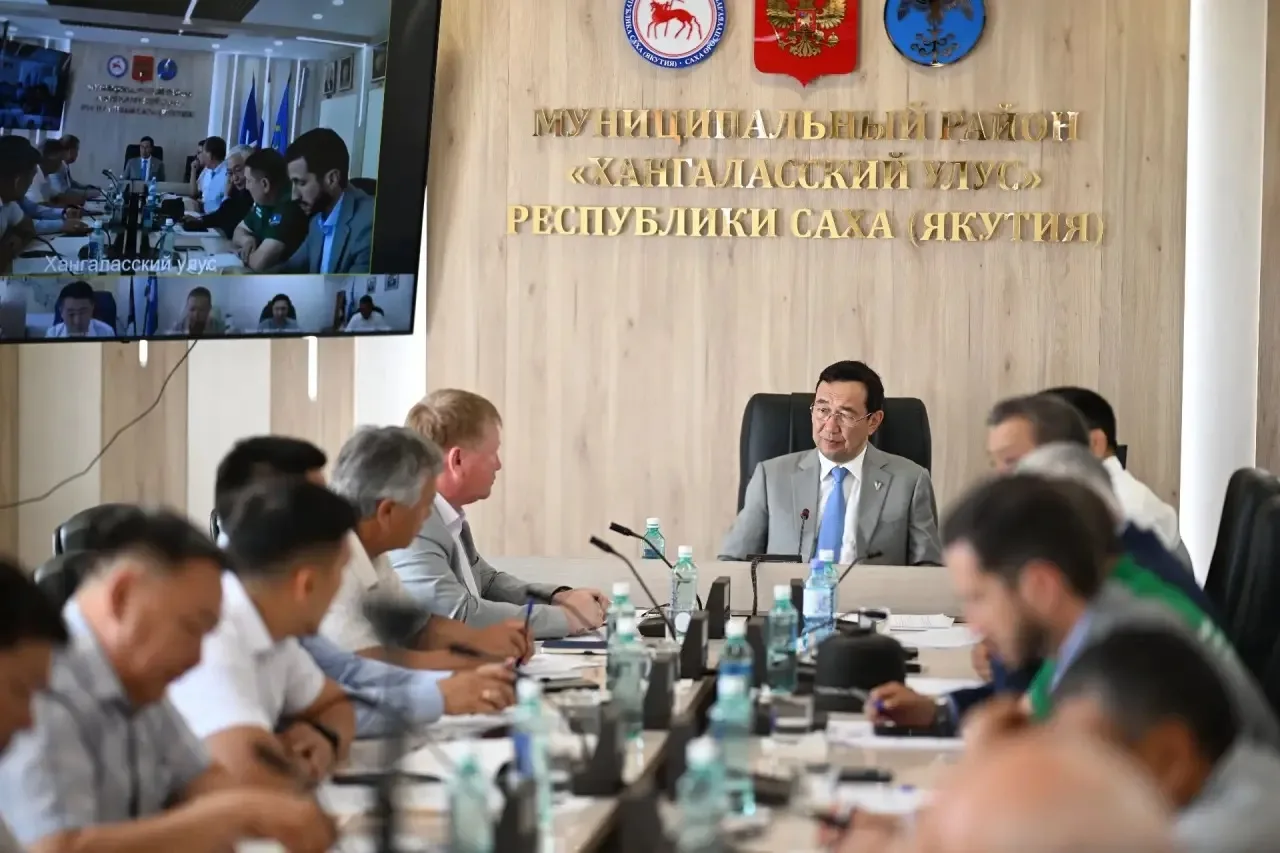 Провёл заседание организационного комитета по подготовке XXIII Спартакиады по националь...