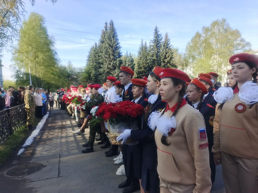 Связь поколений: от школьной Стены Памяти к районному мемориалу  В преддверии Дня Победы в 110 школе