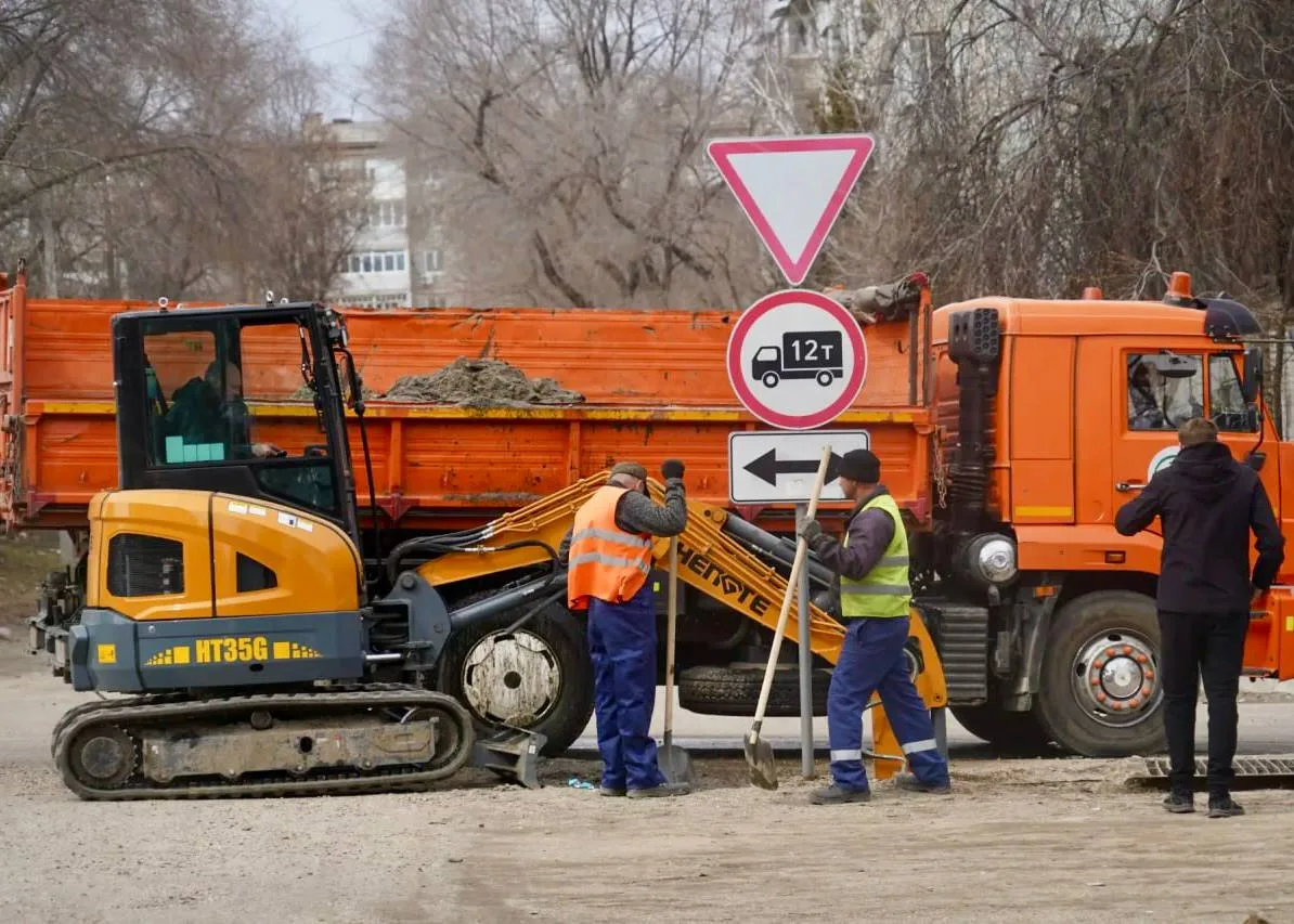 Генеральная уборка улиц в Свободном продолжается  Коммунальные службы Свободного продолжают приводит