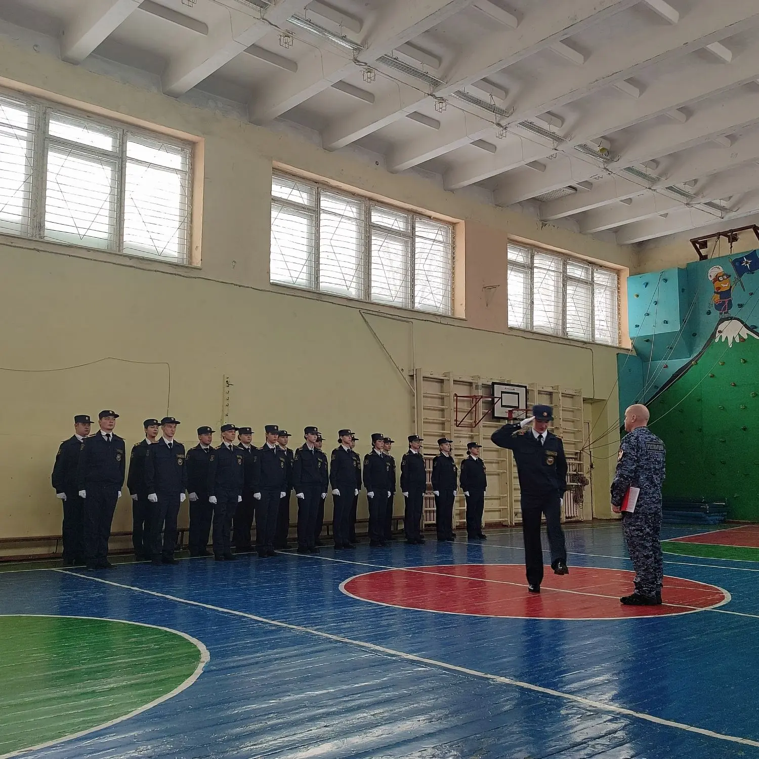 ✅ Сегодня состоялся традиционный смотр строя и песни в преддверии Дня Защитника Отечества и в рамках