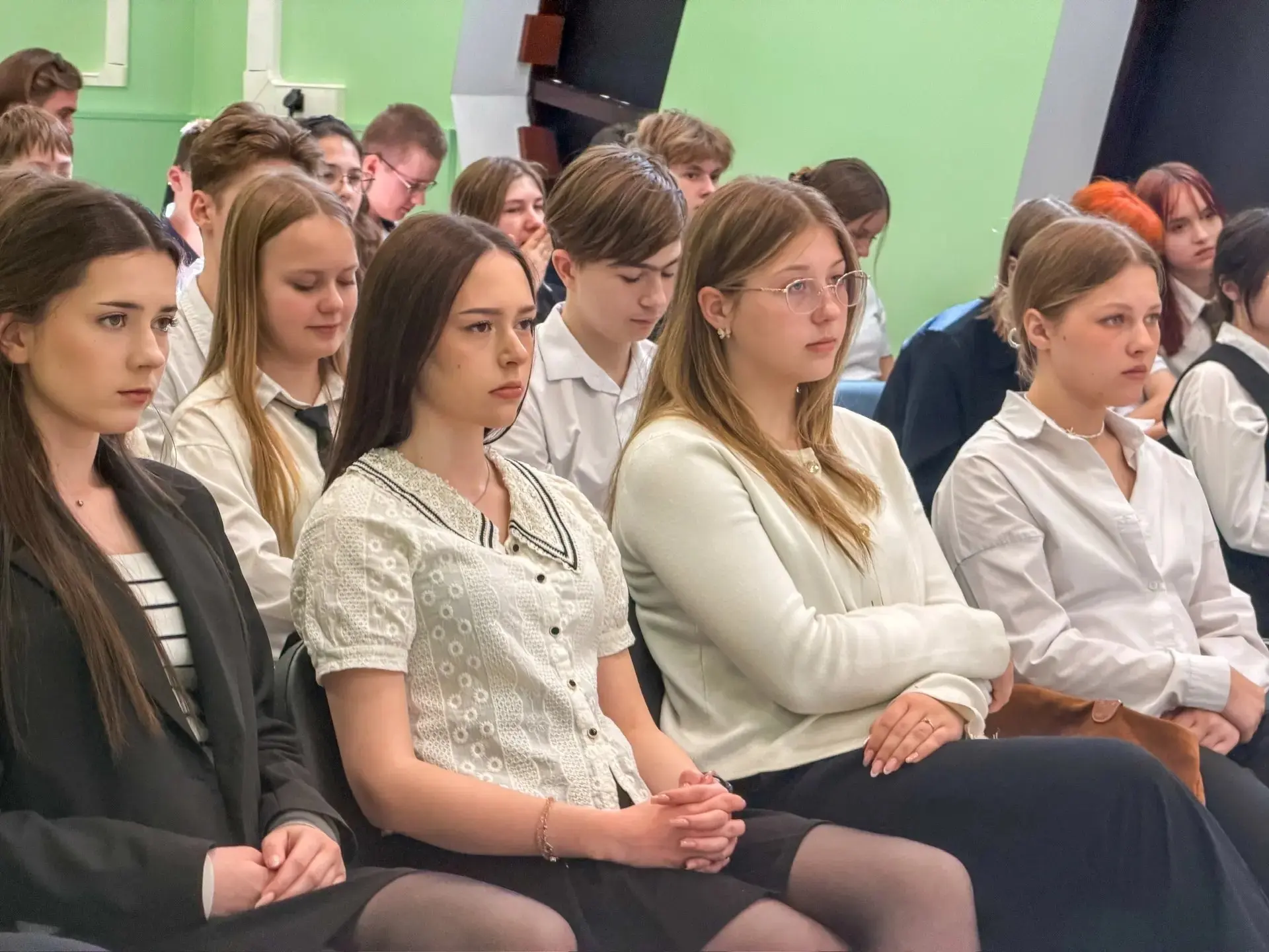 Время решений. Встреча с теми, кто уже выбрал свой путь.  В МКЦ «Бухта Казачья» для ребят 8-10 класс