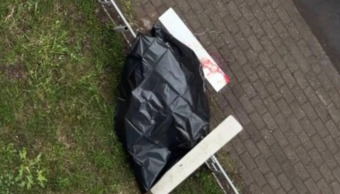 В Москве голая женщина выбросилась из окна многоэтажки, чтобы "очистить душу". До смерт...
