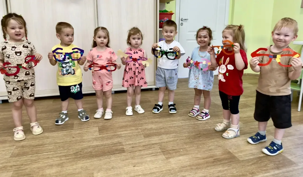 ☂️🕶️ Добрый день, родители! Хотим поделиться яркими моментами сегодняшнего дня. Сегодня в нашем сад