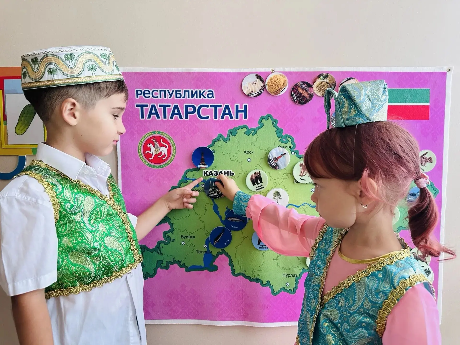 Сегодня наша республика отмечает свой главный праздник — День Республики Татарстан! 💚🤍❤️