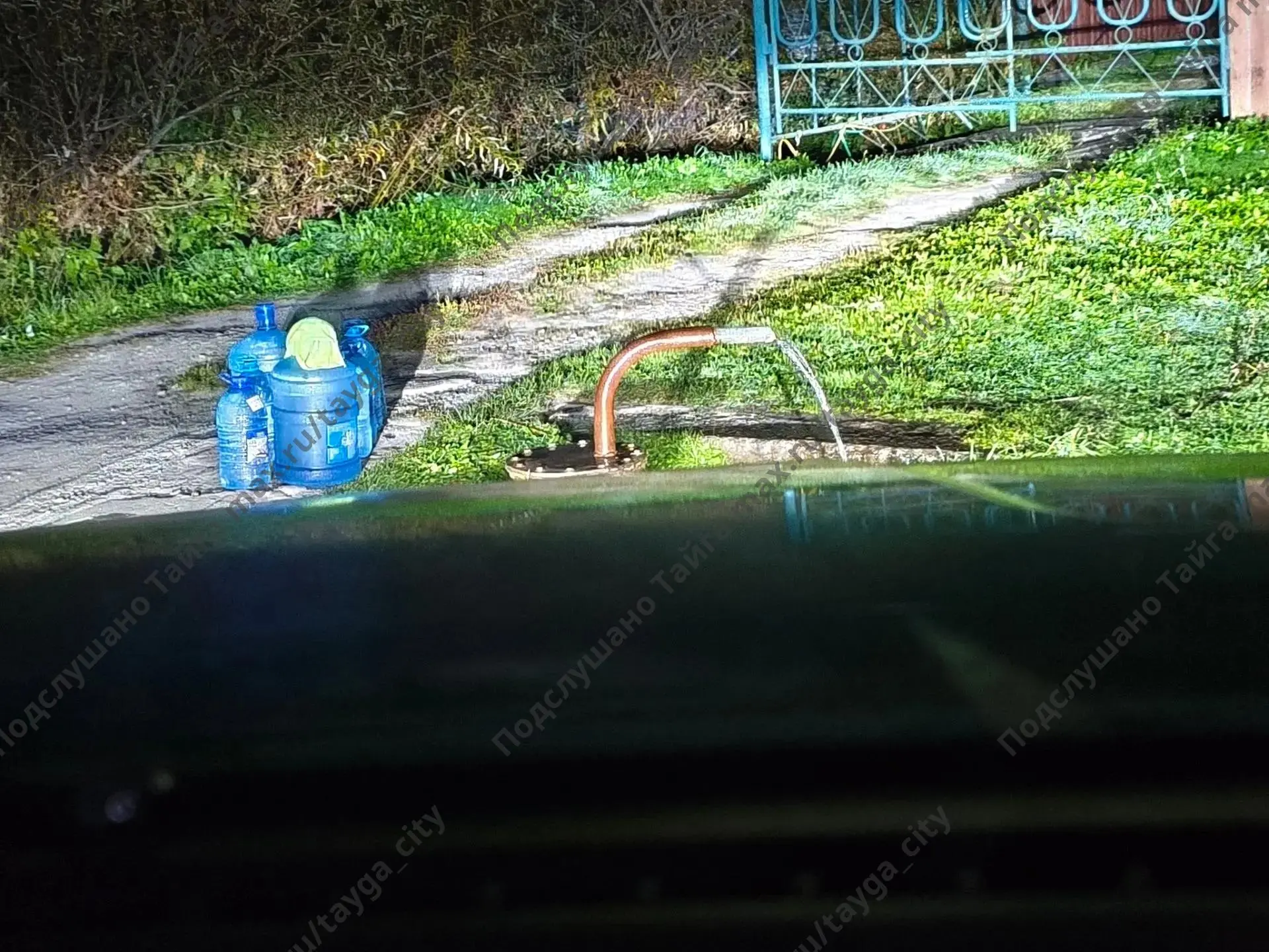 Кто не набрал воды, приезжайте к родникам)))