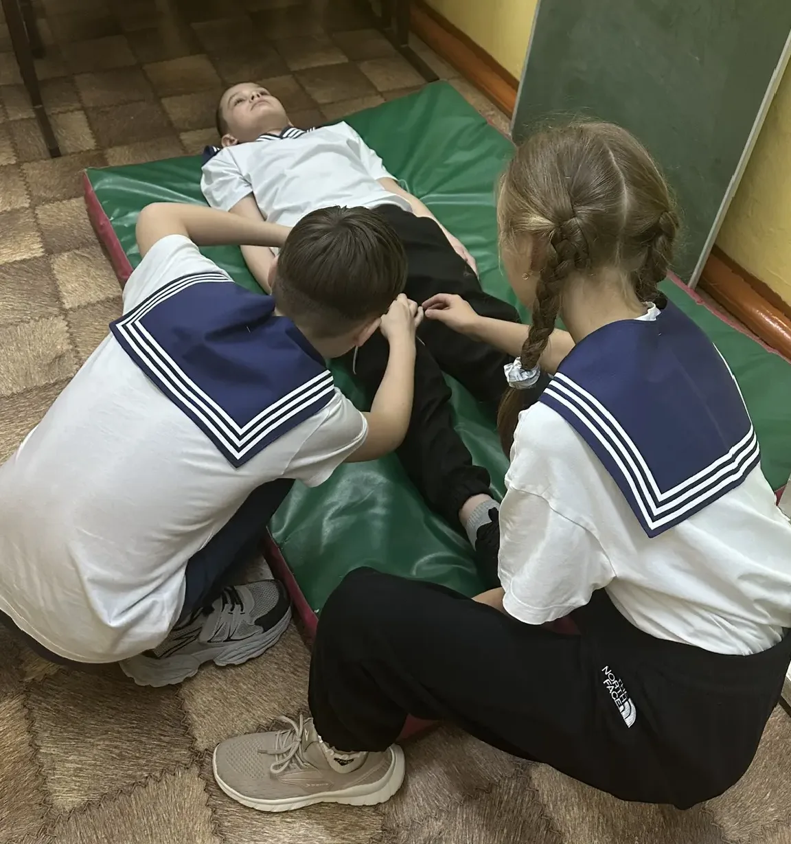 🇷🇺 «Зарница 2.0» в начальной школе: праздник мужества и командного духа!🇷🇺  В нашей школе с успехом 