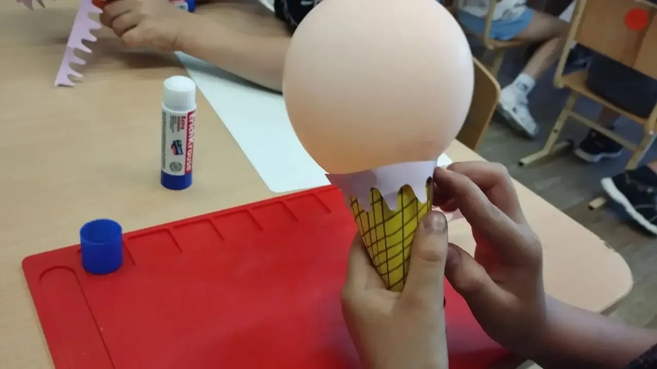 Кто из нас не любит мороженое? 🍦 А когда его можно сделать самому, да ещё и таким необычным способо
