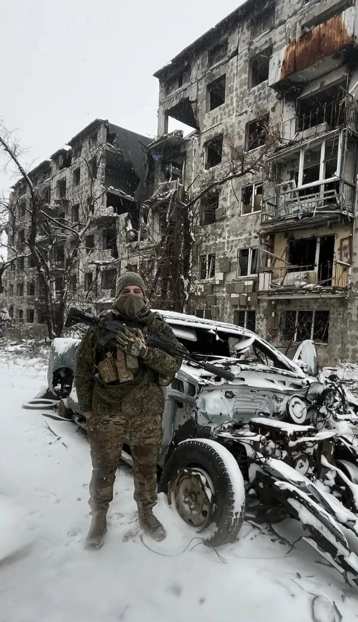 🇷🇺 Проект «Герои нашего времени»  Боец с позывным «Терминатор» рассказал о своем боевом пути  Участн