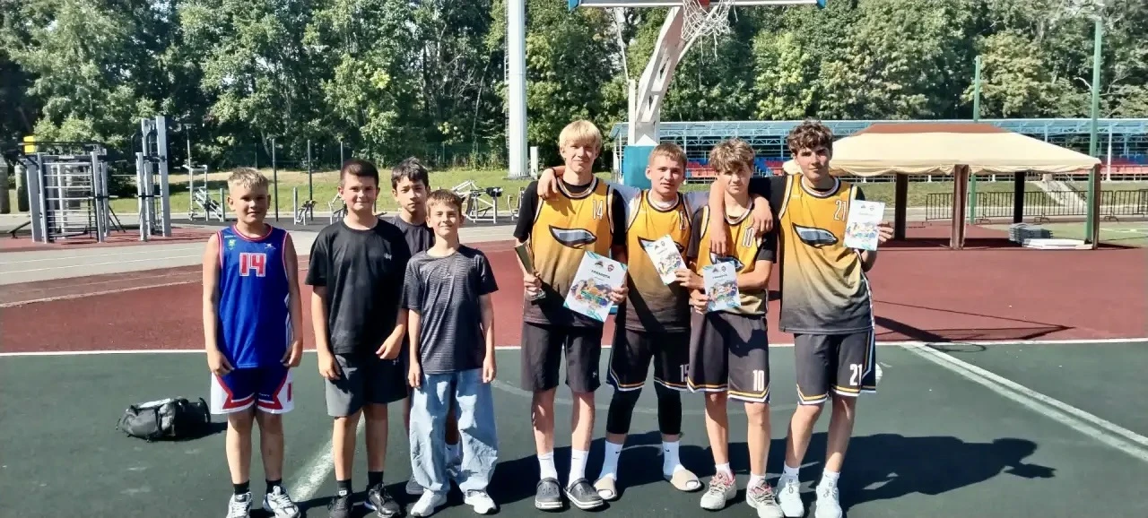 СОРЕВНОВАНИЯ ПО БАСКЕТБОЛУ