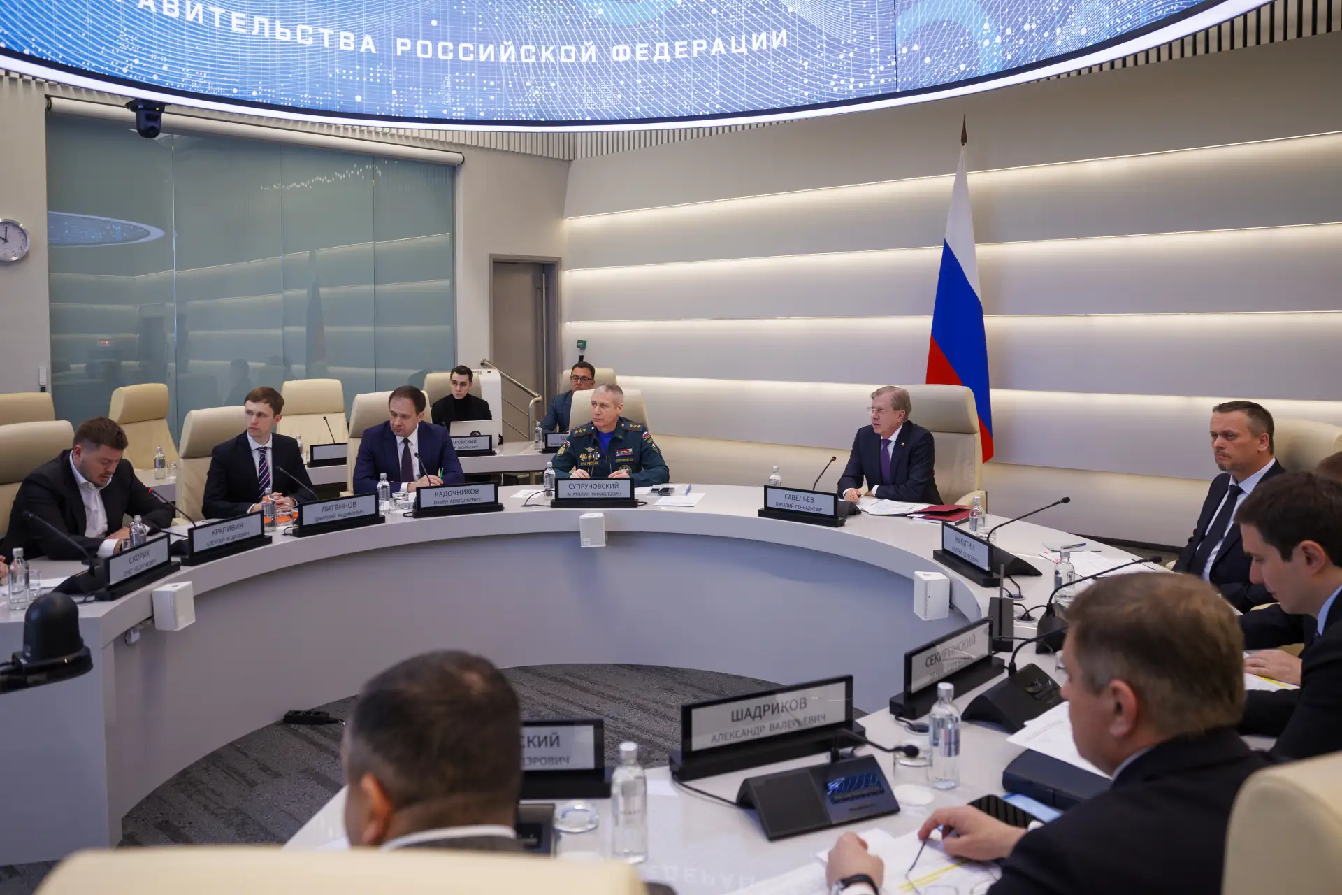 Виталий Савельев провел заседание правкомиссии по ликвидации последствий чрезвычайной ситуации, вызв