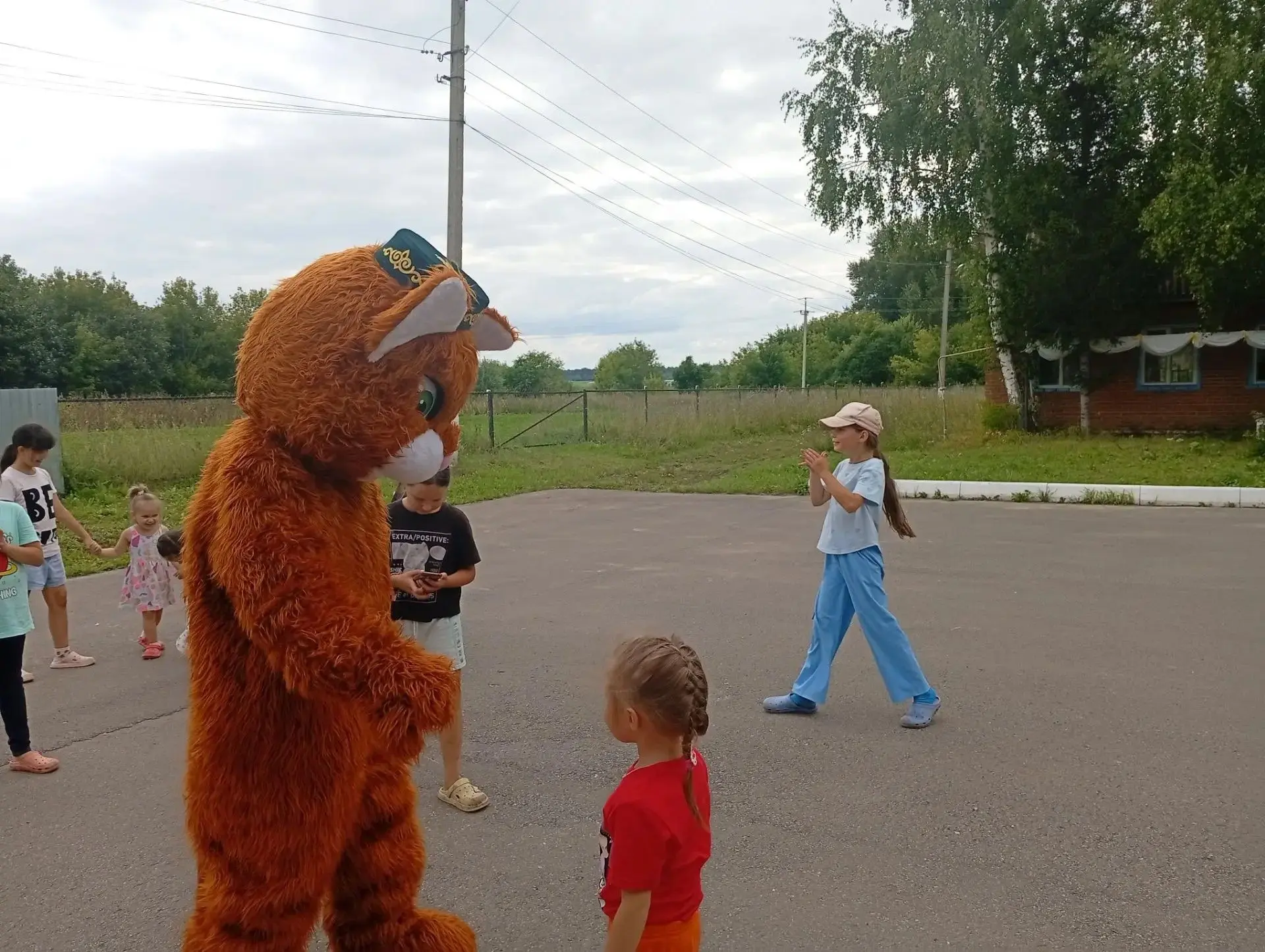 В Апастовском районе в каждом сельсом клубе проходит проект "Авылда рәхәт".