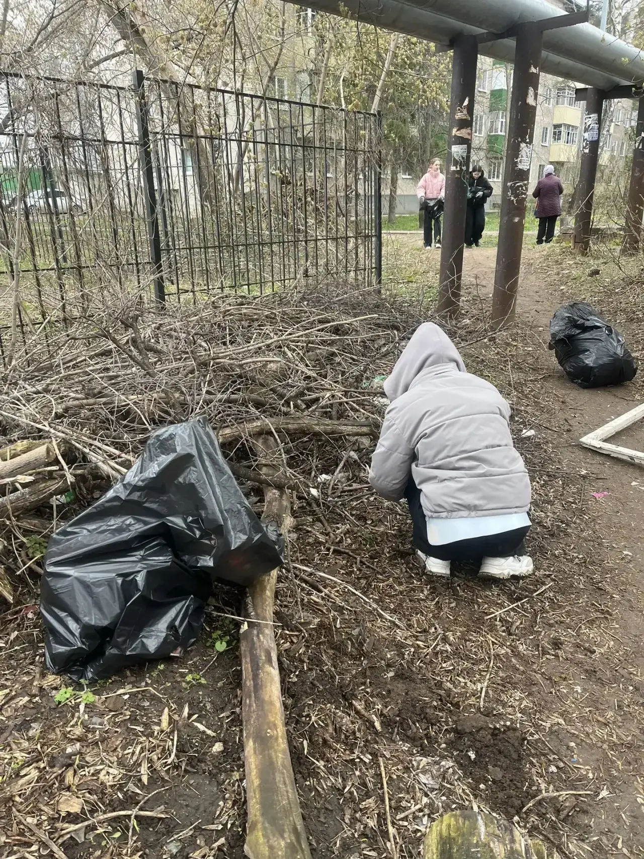 Школа №169 за чистоту и экологию: участвуем в конкурсе «Чисто в Советском»! Ежегодно 22 апреля весь 
