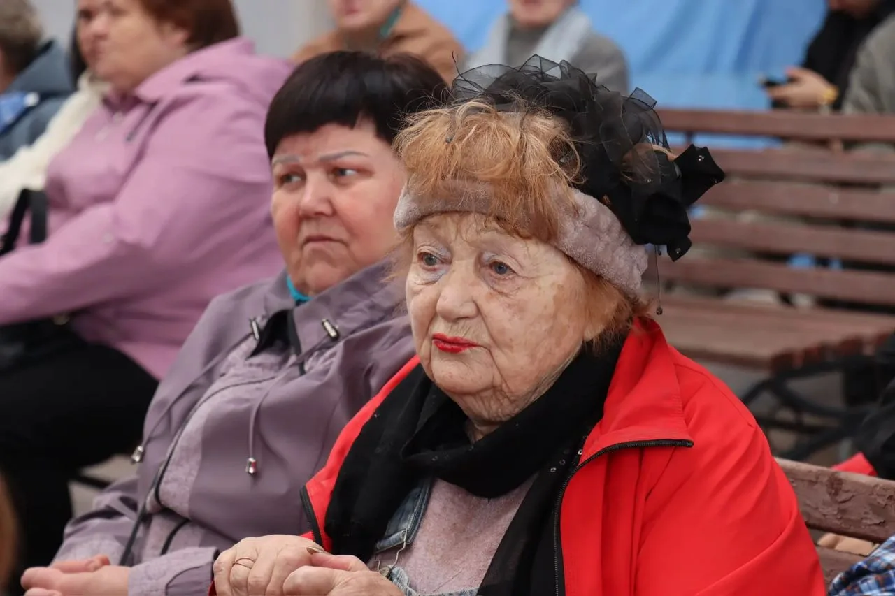 🤝 В Михнево прошла встреча жителей с депутатом Госдумы Александром Коганом  В Михневском парке состо