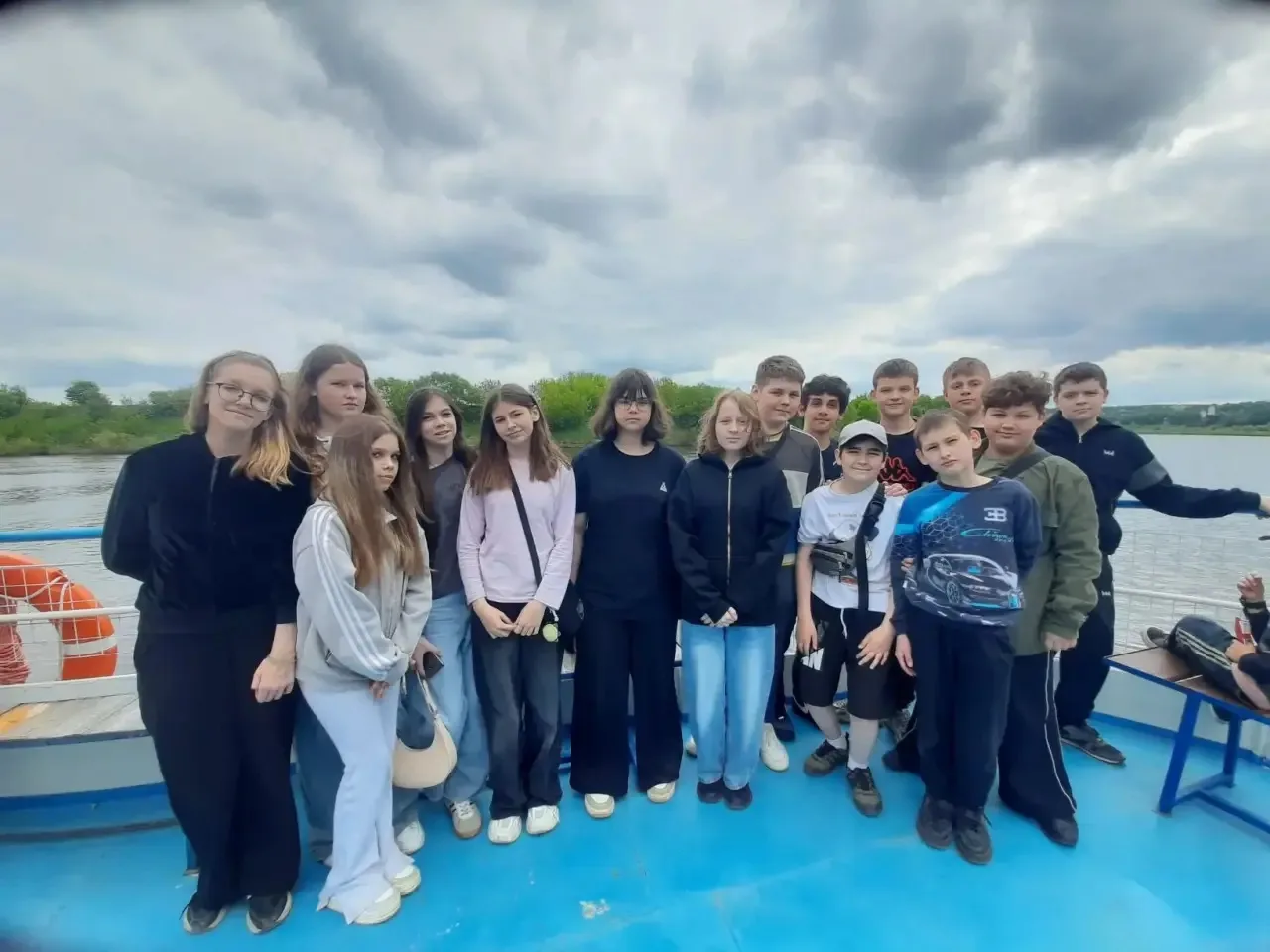 🦙🌊 6В провел отличные выходные!  Сначала ребята отправились на ферму альпак: знакомство с милейшими 