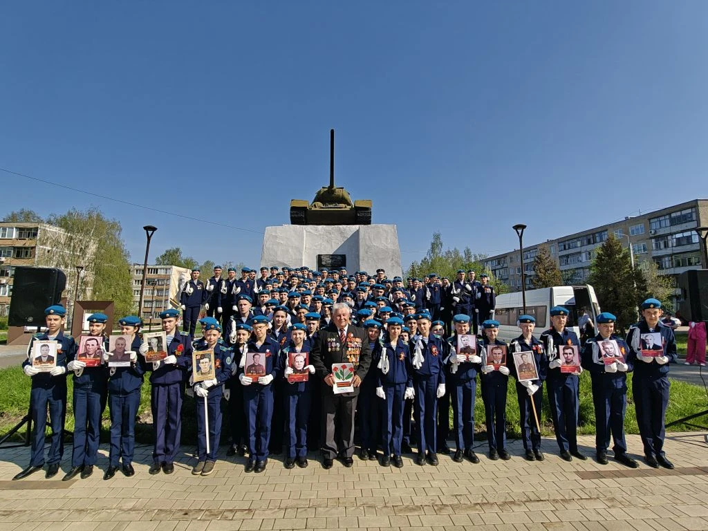 Мы помним! Мы гордимся!  Сегодня у памятника «Танк Т-34» состоялся торжественный митинг, посвященный