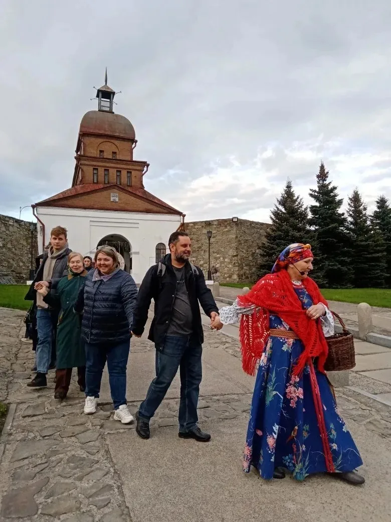 В Новокузнецке в рамках  Ночи музеев можно было стать участником автобусного тура  Этой возможностью