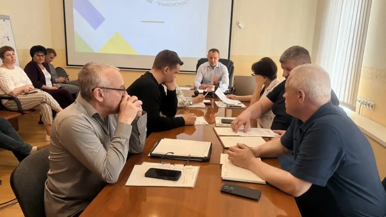 📚 3 июня генеральный директор ООО "УК Раменское" Павел Викторович 
Соболев провел еженедельное опер