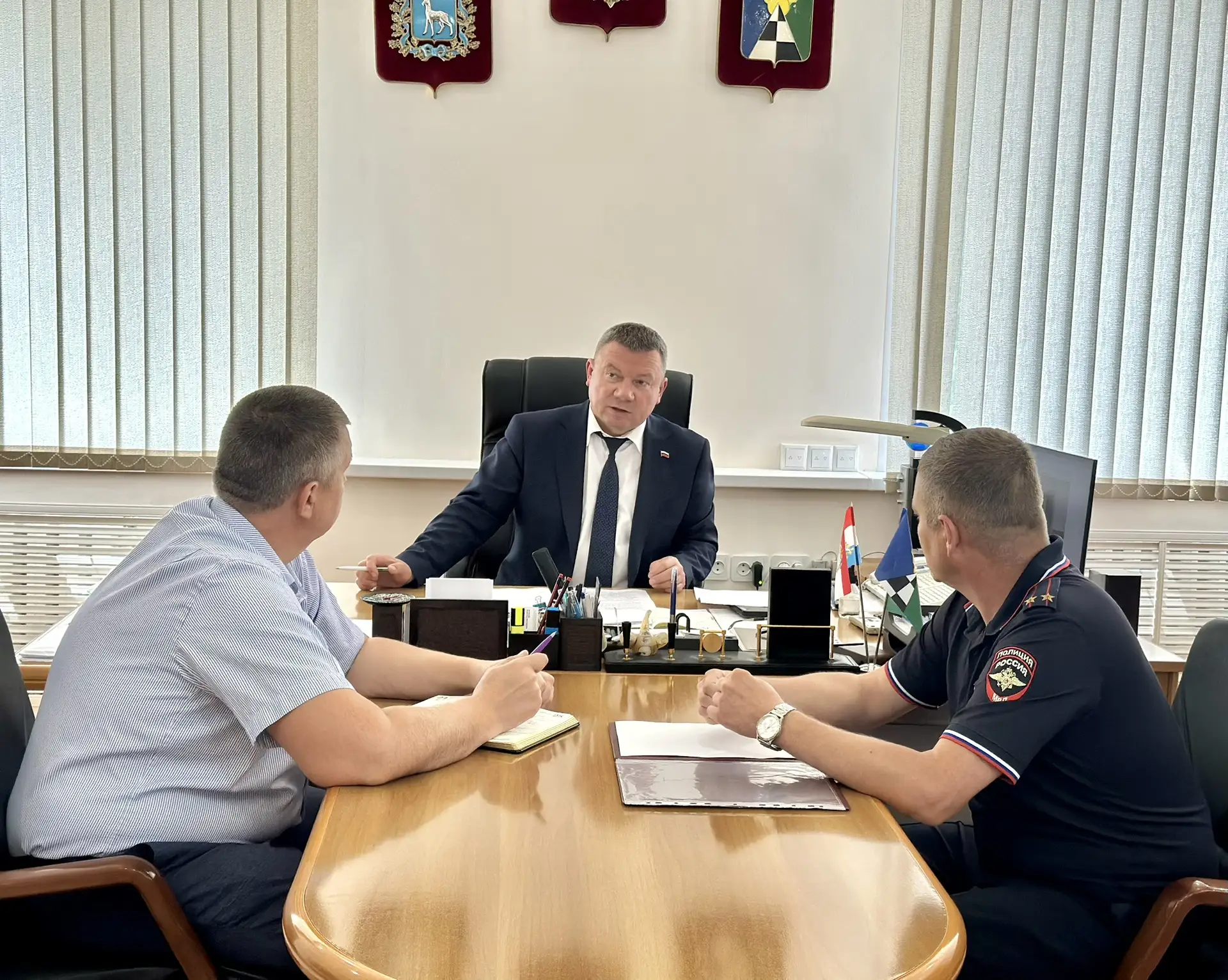 Провели рабочее совещание вместе с подполковником полиции А.А. Пугаевым (заместитель на...