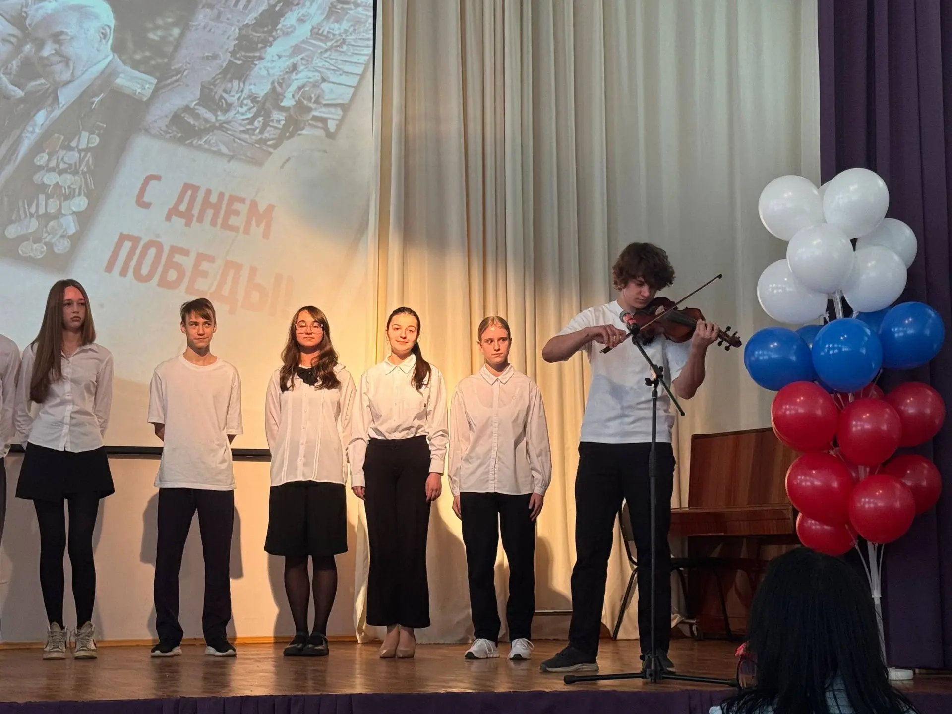 ✨В нашей школе прошёл фестиваль военно-патриотической песни, посвящённый Победе в Великой Отечествен