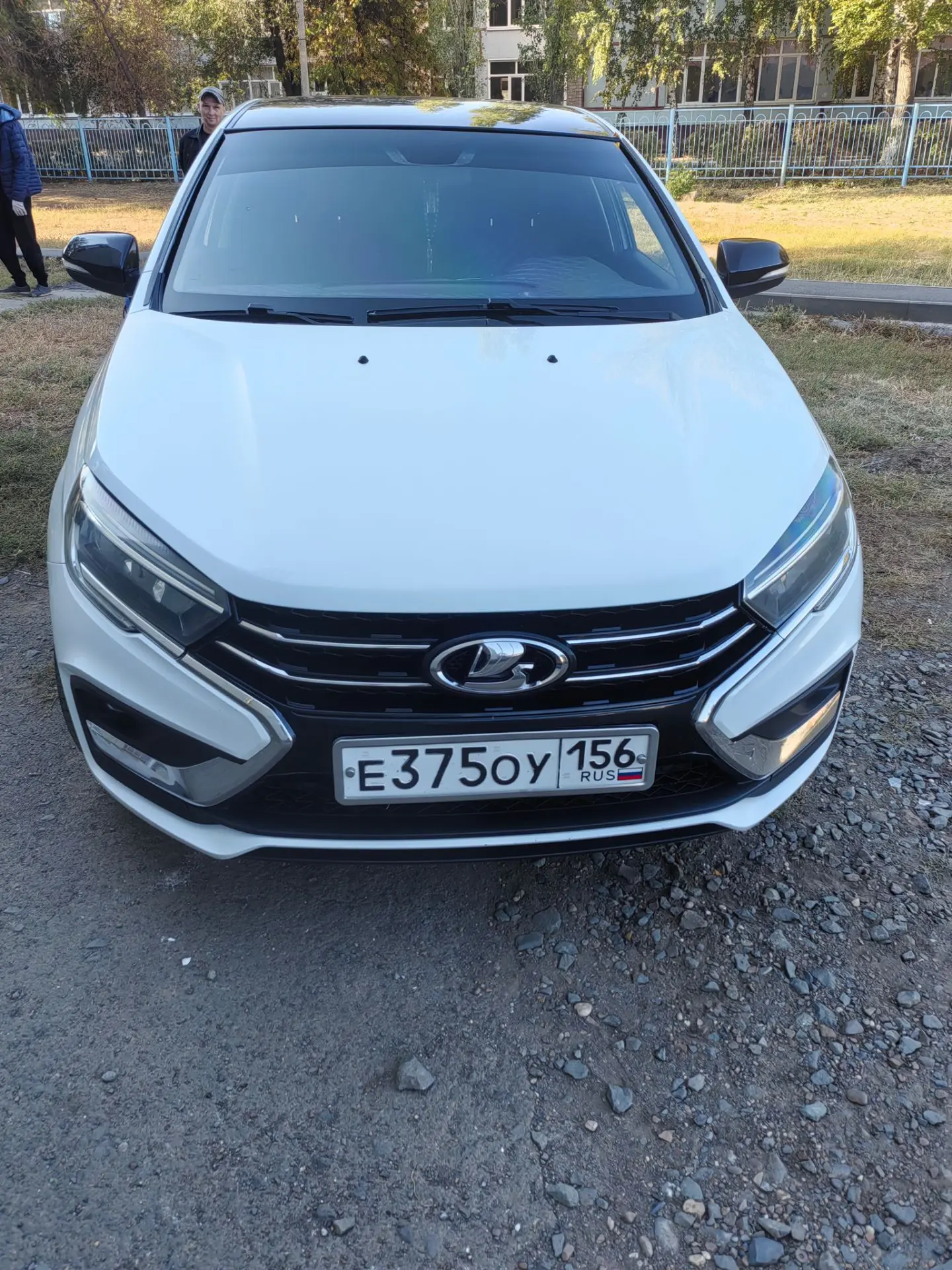 Уважаемый собственник автомобиля, срочно убрать автотранспорт, сейчас будут проходить с...