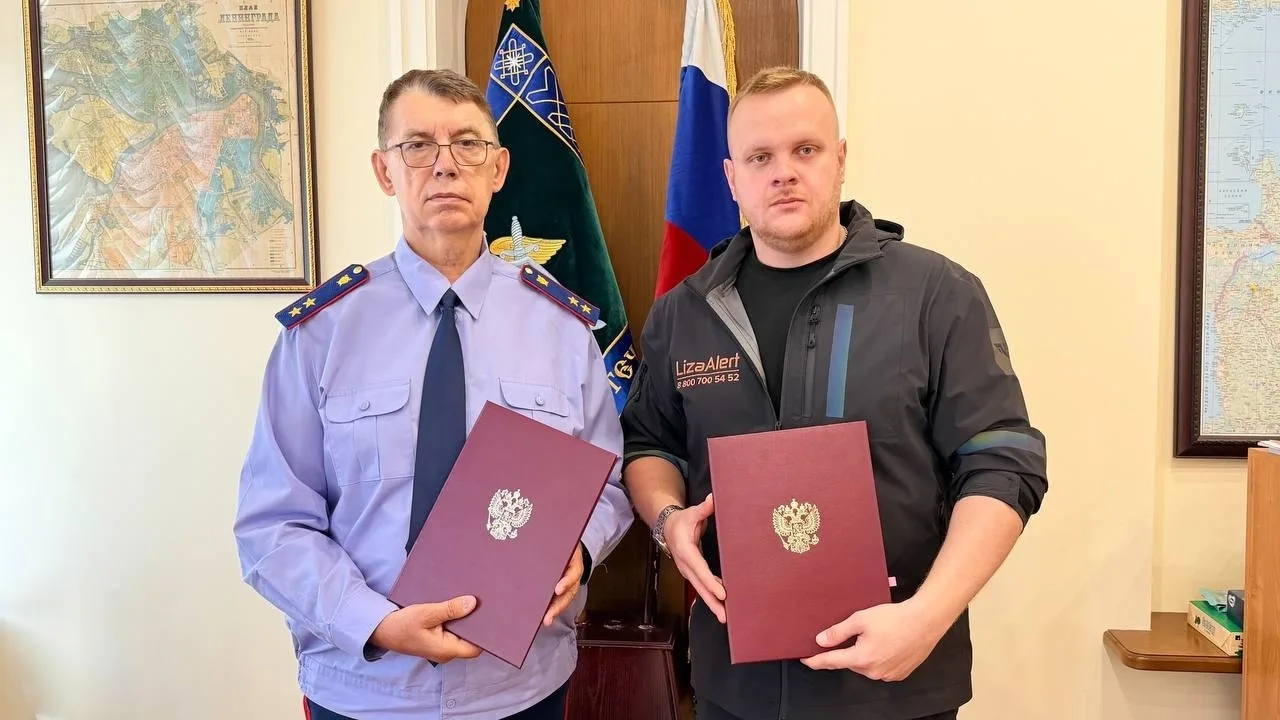 Следственное управление в лице руководителя генерал-лейтенанта юстиции Сазина Сергея Ти...