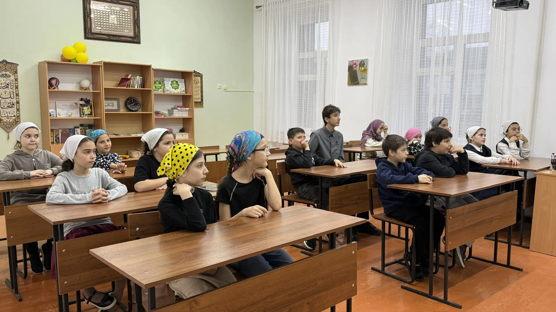 В нашем центре состоялась беседа с обучающимися на тему безопасности на водных объектах в зимний пер