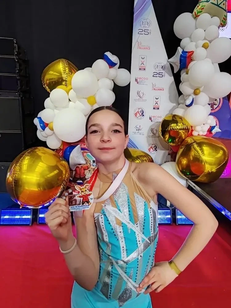 🥉 Бронза на Всероссийской танцевальной Олимпиаде!  Поздравляем ученицу 5 «А» класса Наумову Веронику