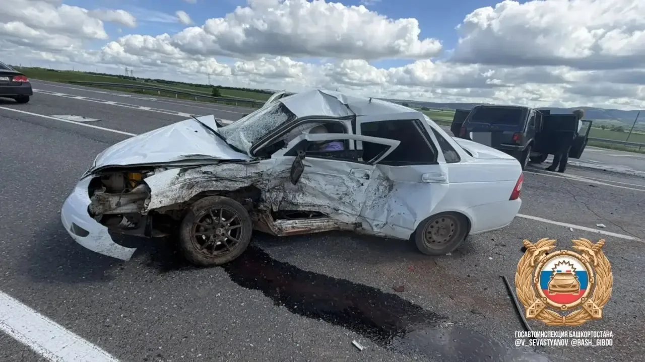 🥺 Погиб по пути в больницу

ДТП произошло сегодня днем на 218 км автодороги Уфа – Оренбург вблизи К