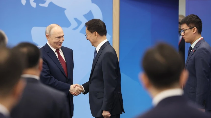 🇷🇺🇨🇳 Владимир Путин на ПМЭФ подчеркнул: сотрудничество России и Китая вышло на бесп...