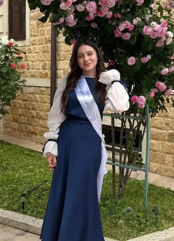 Ученица МКОУ «Ботаюртовская СОШ» Камила Бекеева набрала 91 балл на ЕГЭ по русскому языку

Поздравляе