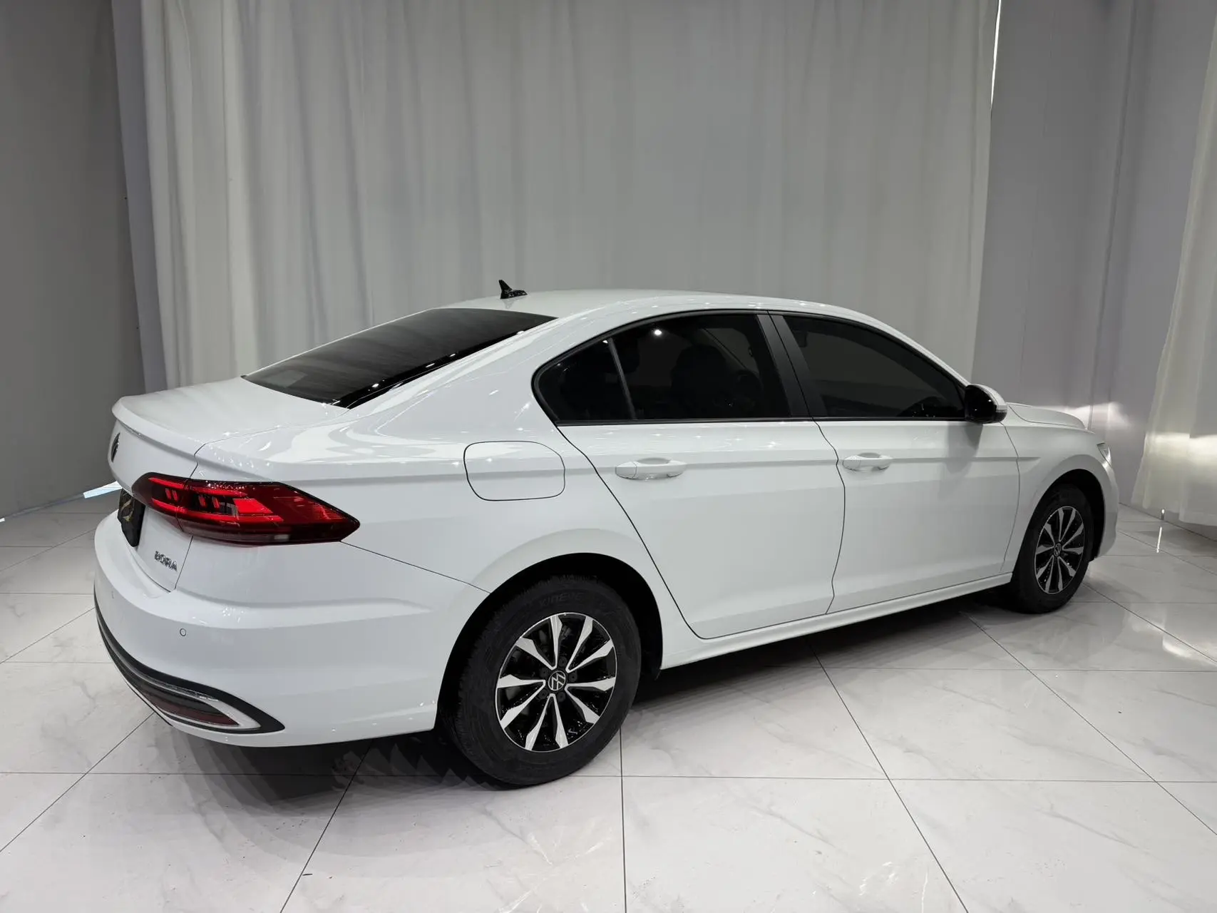 ✅ В продаже в Китае   VW BORA 2023 год 46 000 км 1.5 бензин  Передний привод  КПП - автомат ✅ Компле