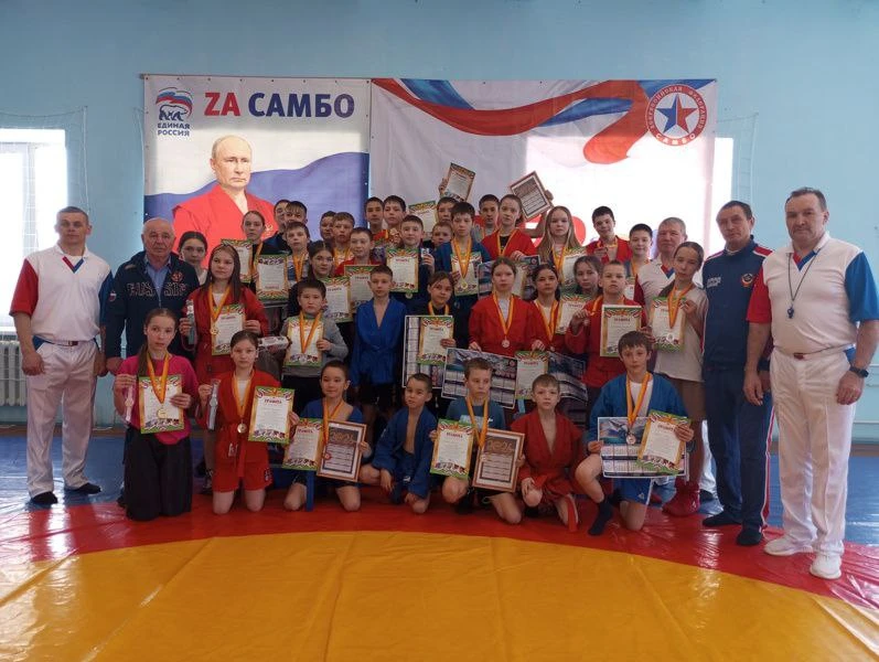 В физкультурно-спортивном комплексе «Кетне» прошло Открытое первенство Комсомольского м...