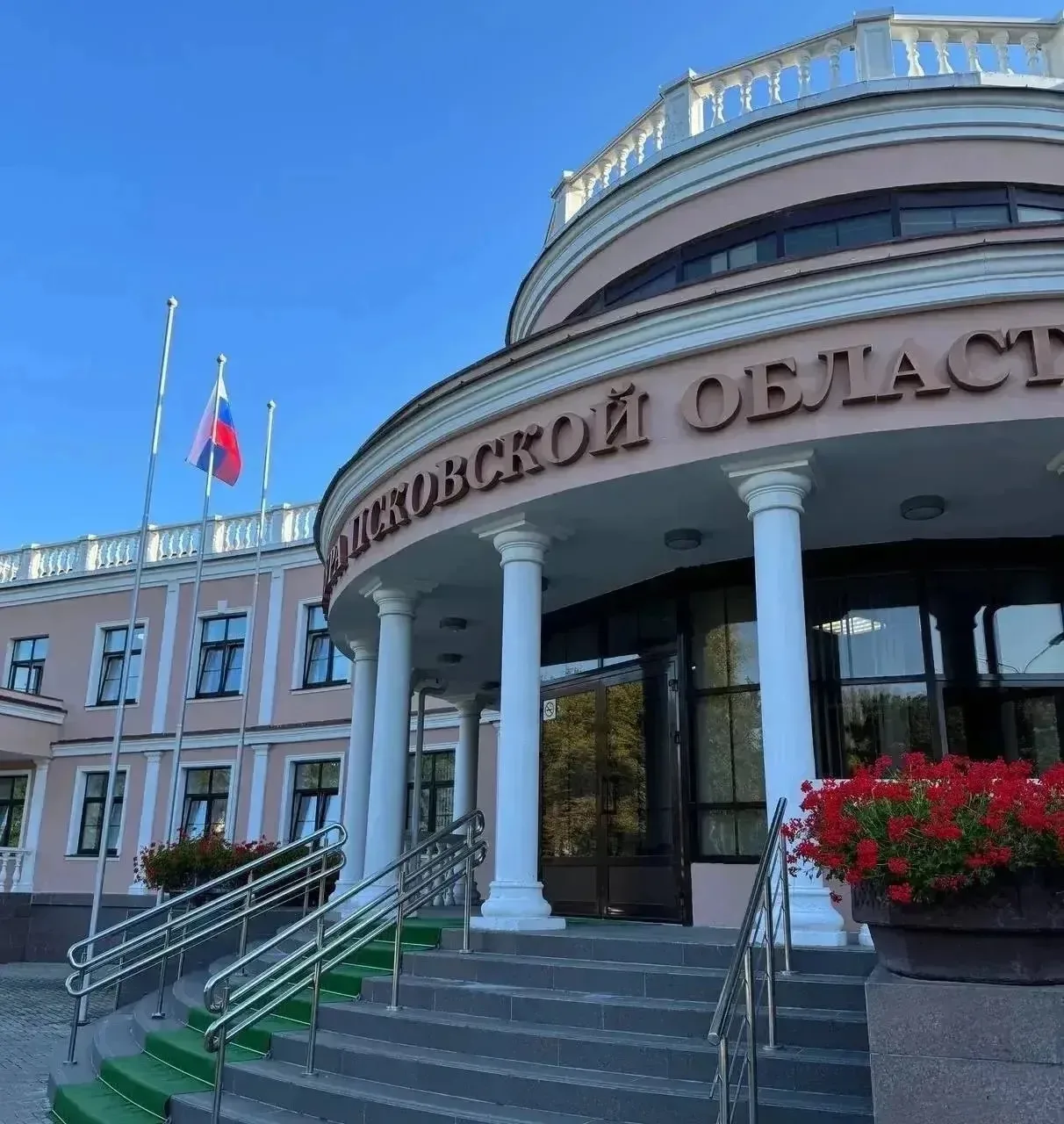 В Псковской области перед судом предстанут братья, обвиняемые в незаконной рубке леса н...