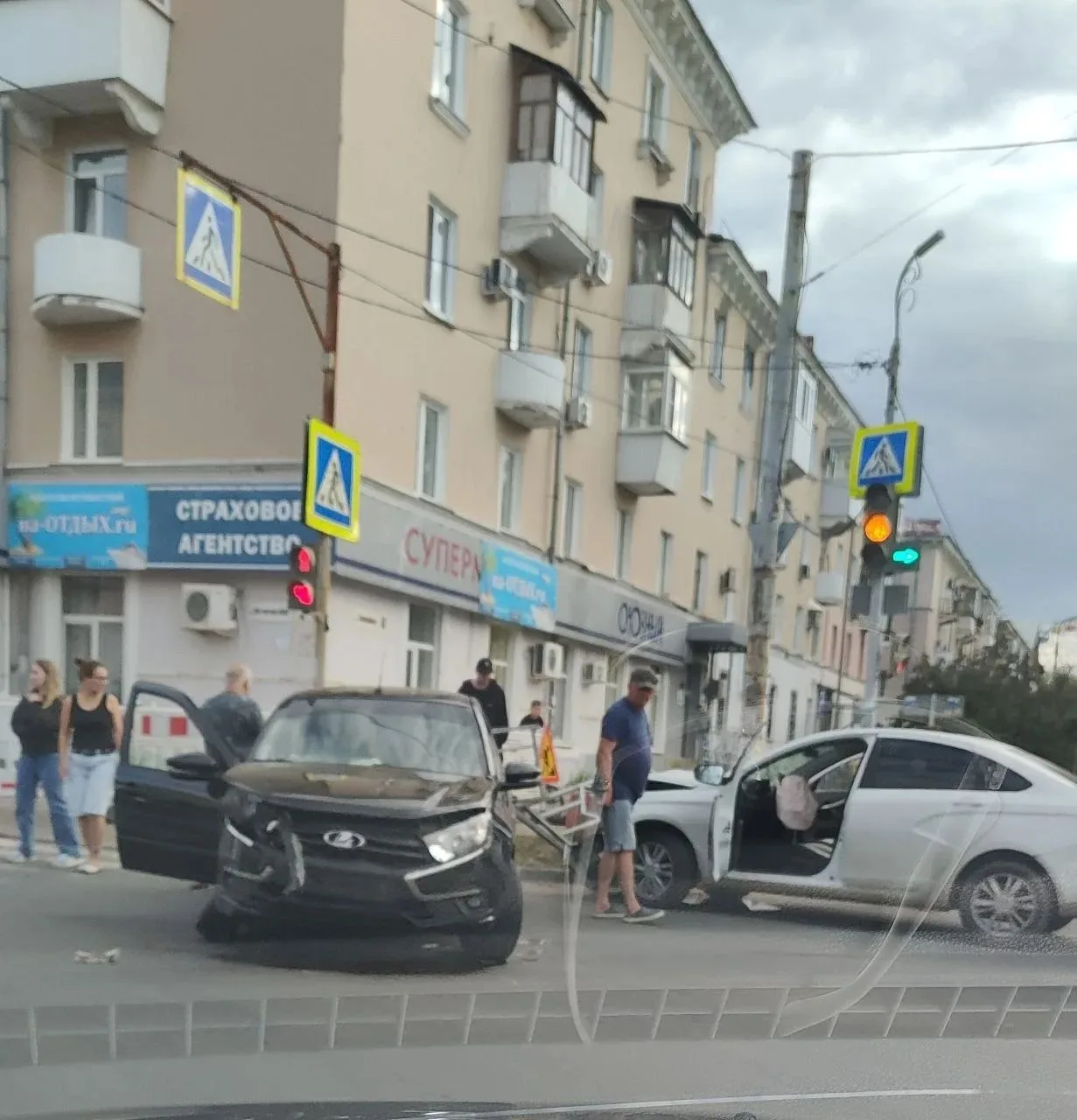 Жесткое ДТП около автостанции в Новокуйбышевске
