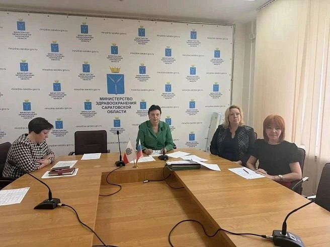 Новые врачи вышли на работу в шести районах Саратовской области