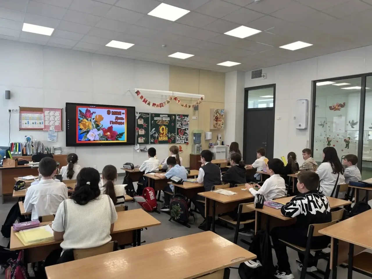 💫🎖️Сегодня ученики 4В класса с большим трепетом и старанием написали письмо и подготовили поздравите